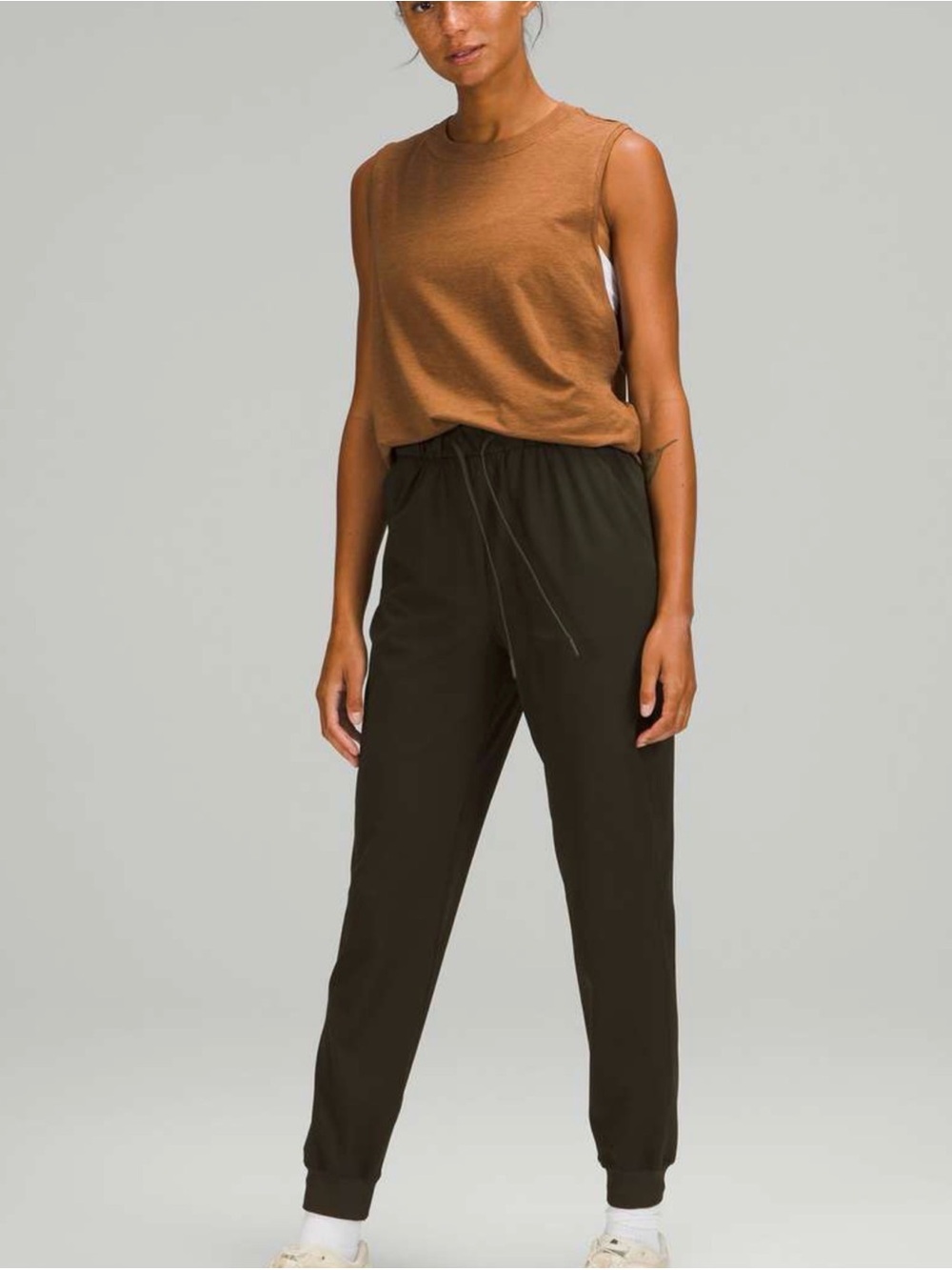 Lululemon Stretch High-Rise Jogger *Shorter Length* Women’s 12 Dark Olive Gym